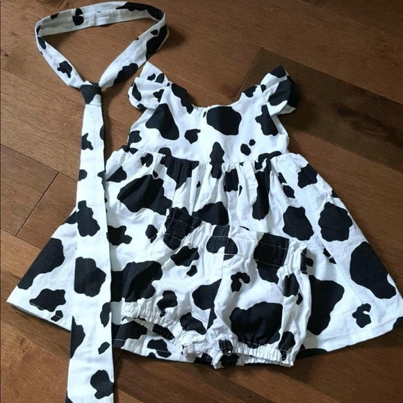 MATCHING COW PRINT OUTFIT - Picture 1 of 1